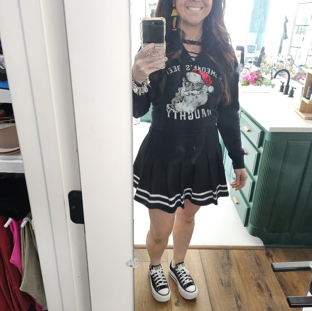 H&M Black Textured Skirt